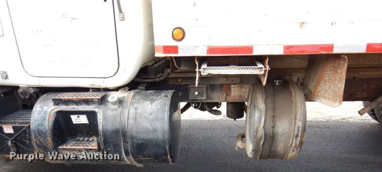 image for item JL9753 1995 Mack RD690S  dump truck