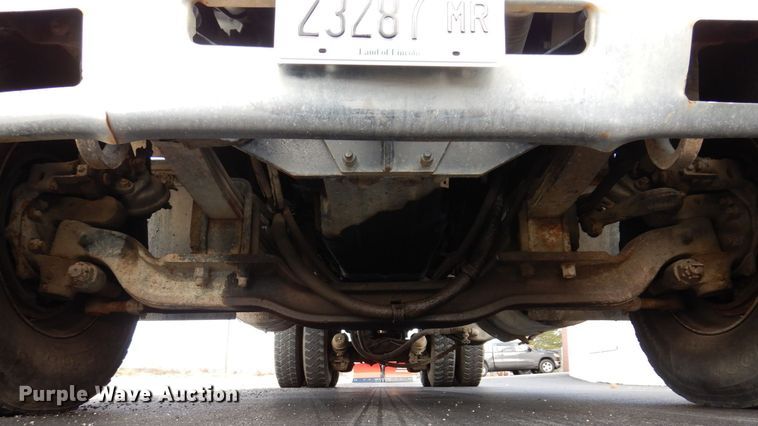 image for item JL9753 1995 Mack RD690S  dump truck