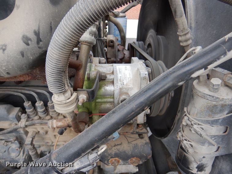 image for item JL9753 1995 Mack RD690S  dump truck