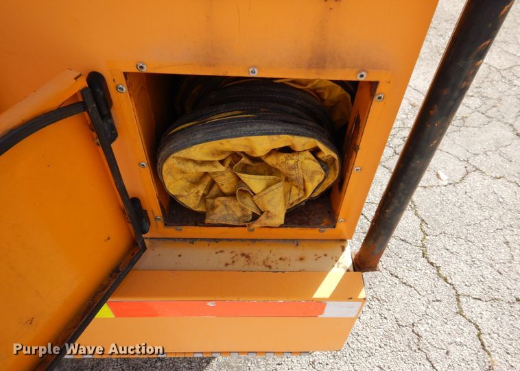 image for item JL9756 Team Fenex  manhole support trailer