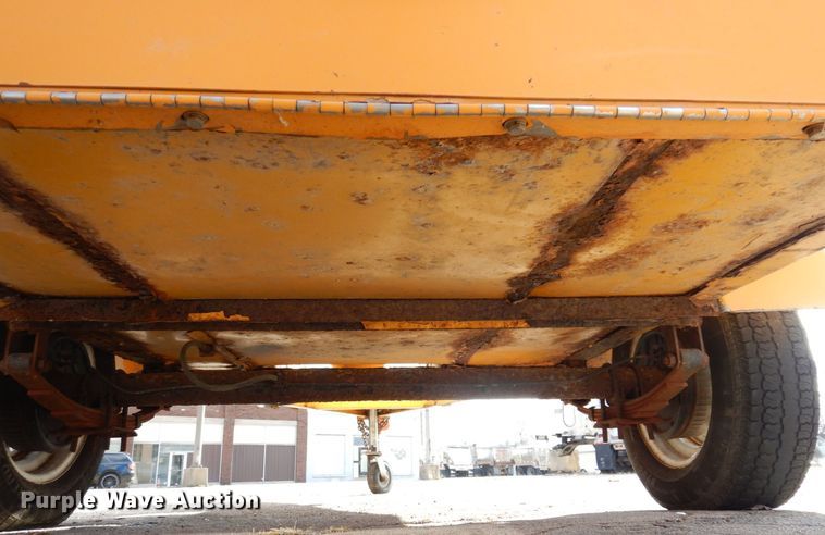 image for item JL9756 Team Fenex  manhole support trailer