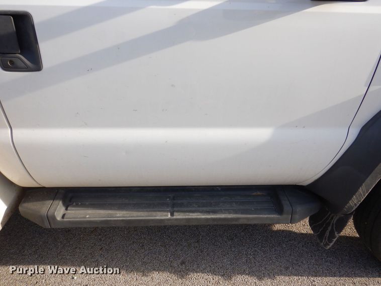 image for item JL9764 2008 Ford F550 Super Duty XL  utility / service truck