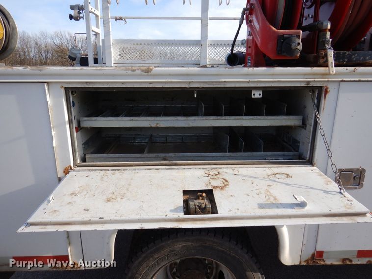 image for item JL9764 2008 Ford F550 Super Duty XL  utility / service truck