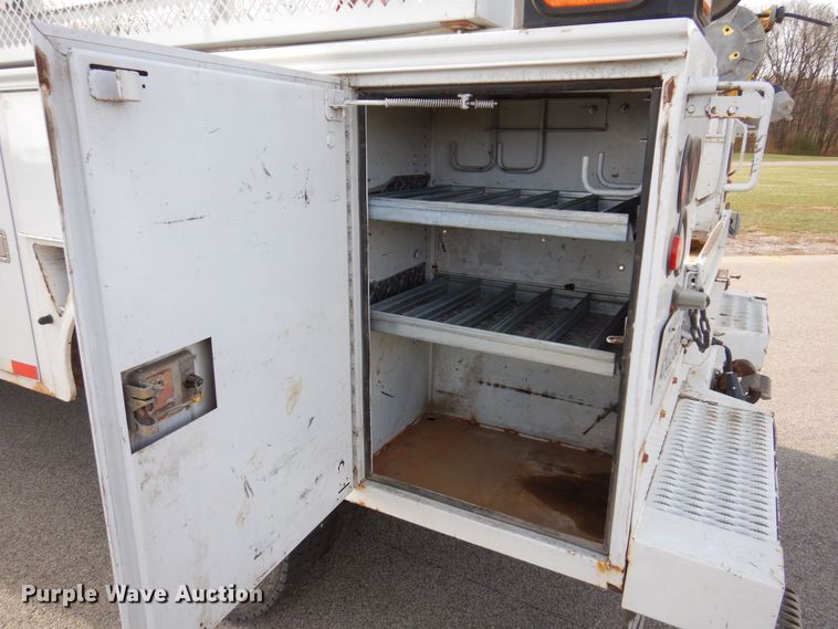 image for item JL9764 2008 Ford F550 Super Duty XL  utility / service truck