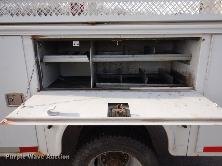 image for item JL9764 2008 Ford F550 Super Duty XL  utility / service truck