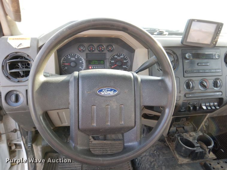 image for item JL9764 2008 Ford F550 Super Duty XL  utility / service truck