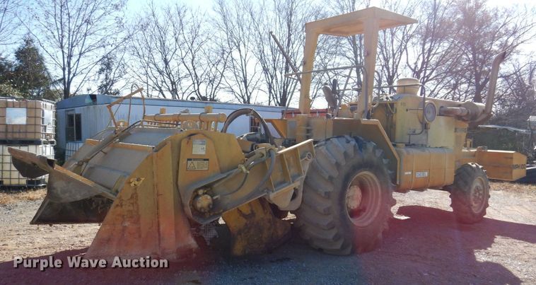 image for item JL9766 1996 Bomag MPH100R  soil stabilizer / recycler