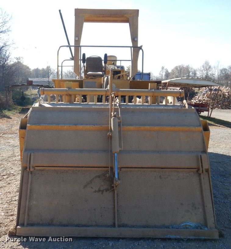 image for item JL9766 1996 Bomag MPH100R  soil stabilizer / recycler