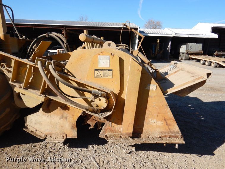 image for item JL9766 1996 Bomag MPH100R  soil stabilizer / recycler