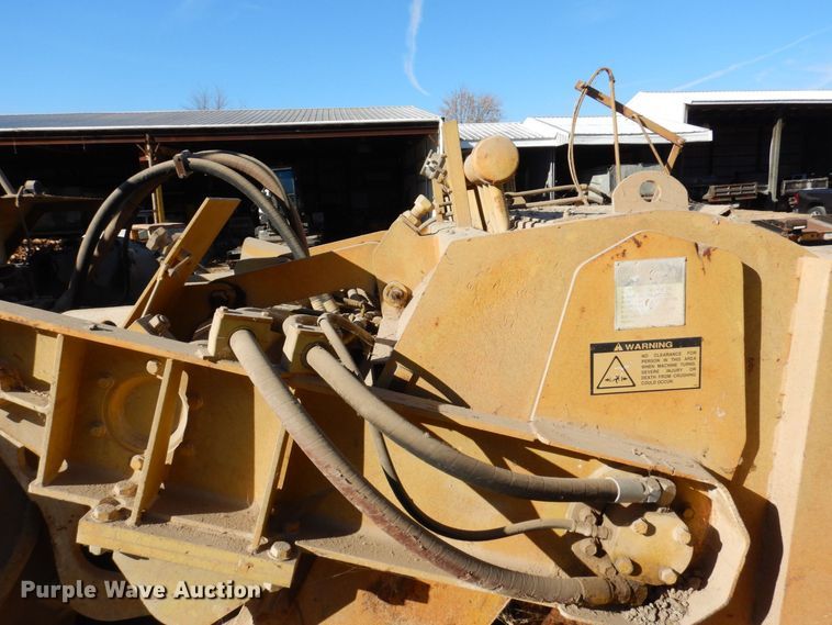 image for item JL9766 1996 Bomag MPH100R  soil stabilizer / recycler