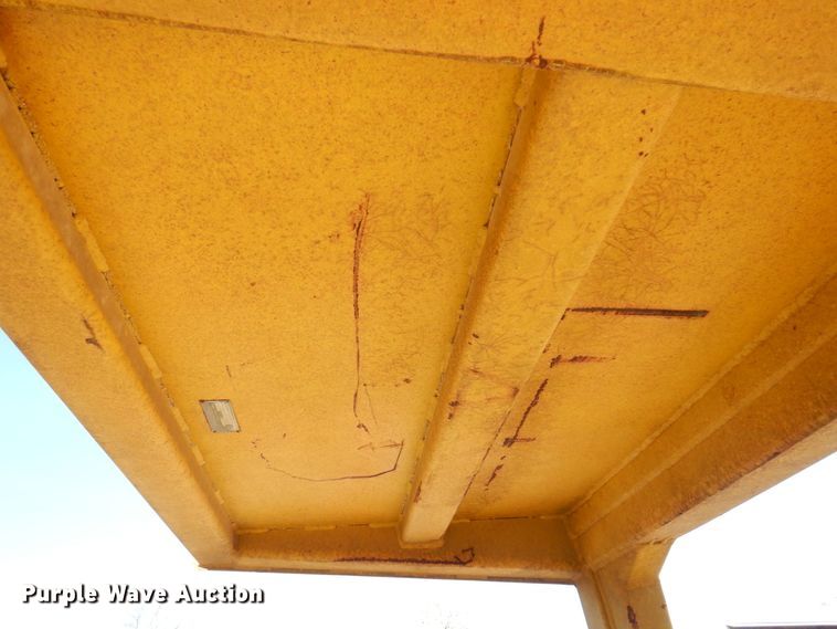 image for item JL9766 1996 Bomag MPH100R  soil stabilizer / recycler