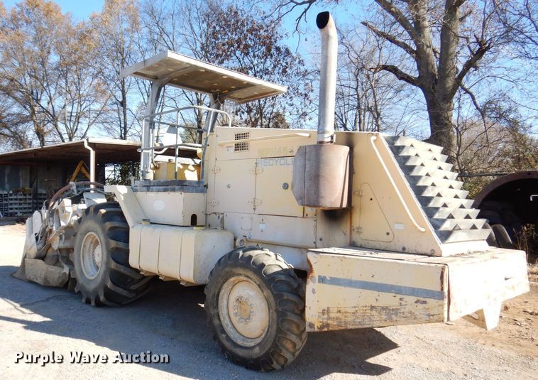 image for item JL9767 2002 Bomag MPH454R  FWA soil stabilizer / recycler