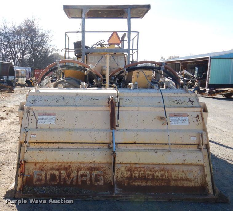 image for item JL9767 2002 Bomag MPH454R  FWA soil stabilizer / recycler