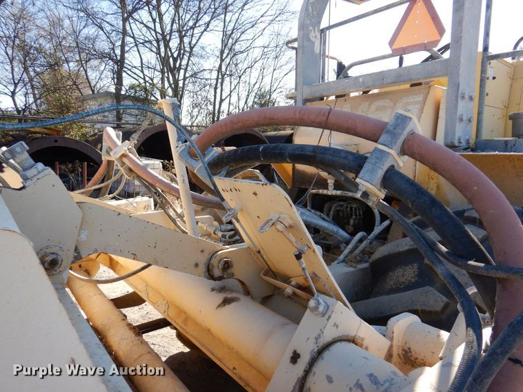 image for item JL9767 2002 Bomag MPH454R  FWA soil stabilizer / recycler