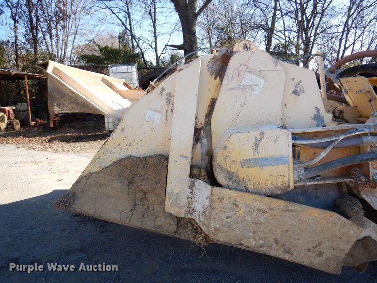 image for item JL9767 2002 Bomag MPH454R  FWA soil stabilizer / recycler