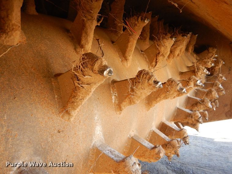 image for item JL9767 2002 Bomag MPH454R  FWA soil stabilizer / recycler