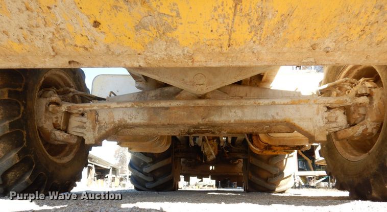 image for item JL9767 2002 Bomag MPH454R  FWA soil stabilizer / recycler