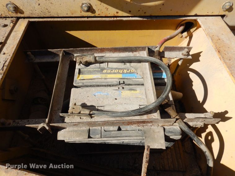 image for item JL9767 2002 Bomag MPH454R  FWA soil stabilizer / recycler