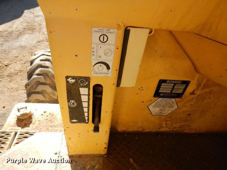 image for item JL9767 2002 Bomag MPH454R  FWA soil stabilizer / recycler