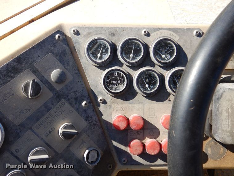 image for item JL9767 2002 Bomag MPH454R  FWA soil stabilizer / recycler