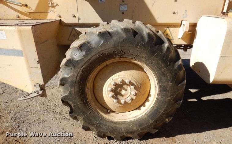 image for item JL9767 2002 Bomag MPH454R  FWA soil stabilizer / recycler