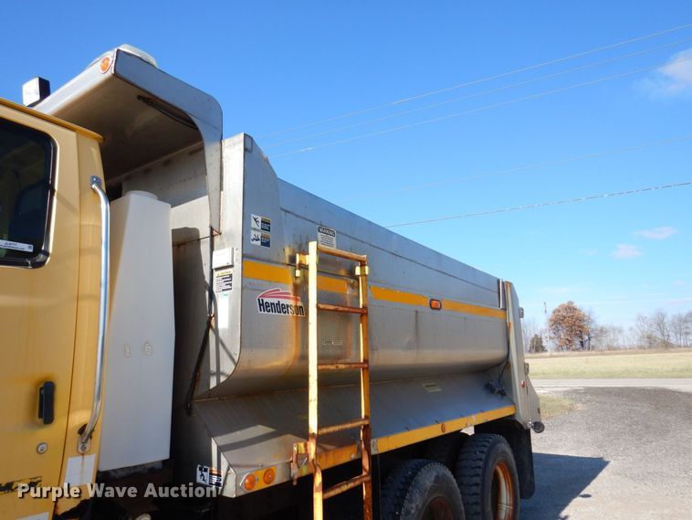 image for item JL9777 2004 Sterling L-Line  dump truck