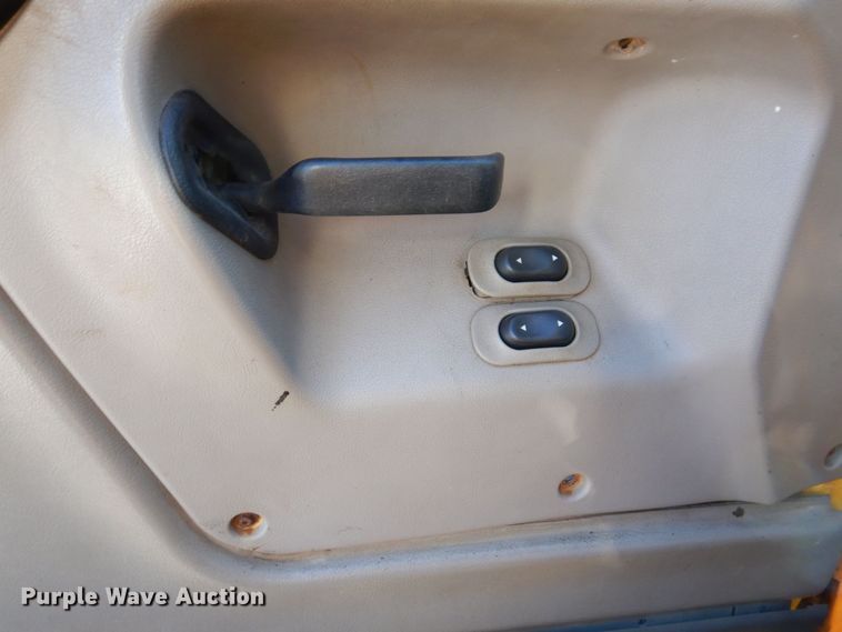 image for item JL9777 2004 Sterling L-Line  dump truck