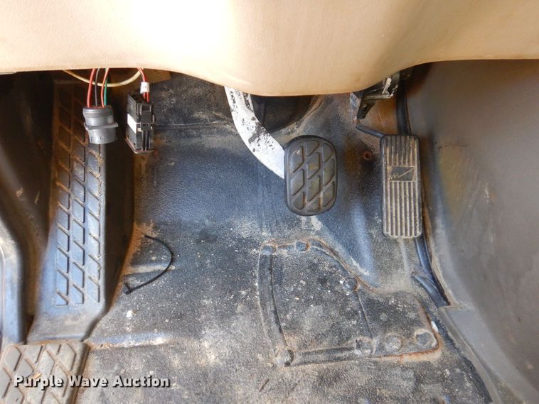 image for item JL9777 2004 Sterling L-Line  dump truck