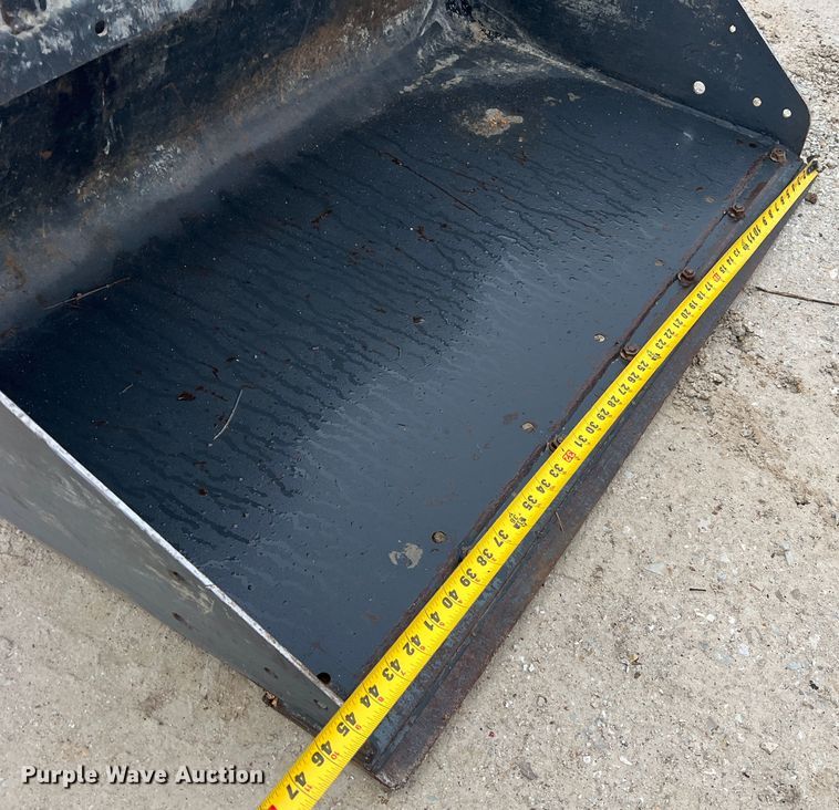 image for item JU9743 2021 Bobcat MT100  compact utility loader