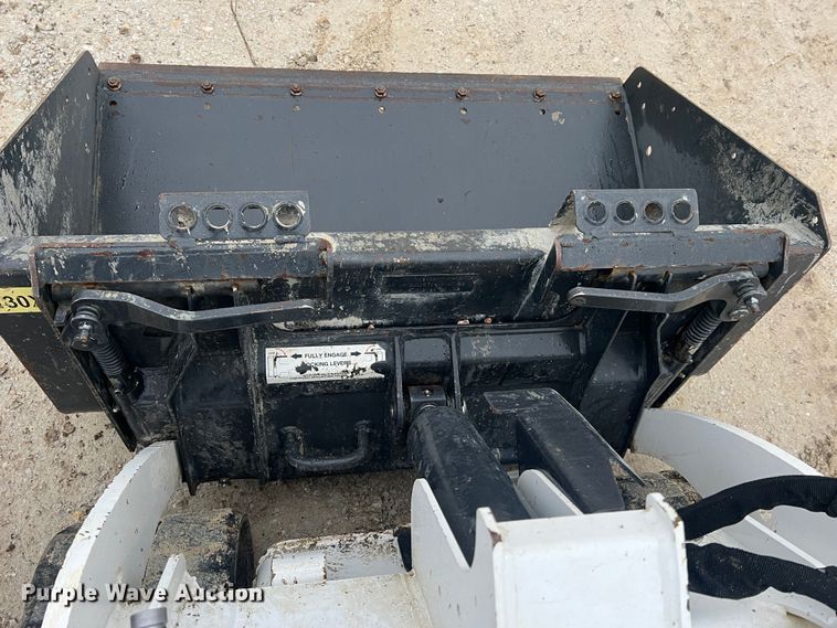 image for item JU9743 2021 Bobcat MT100  compact utility loader