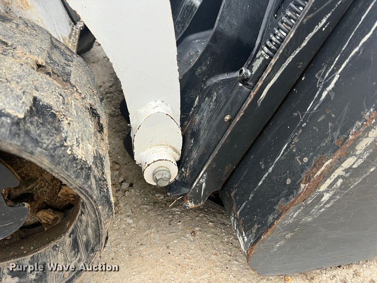 image for item JU9743 2021 Bobcat MT100  compact utility loader