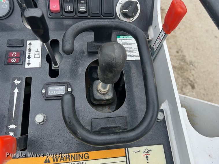 image for item JU9743 2021 Bobcat MT100  compact utility loader