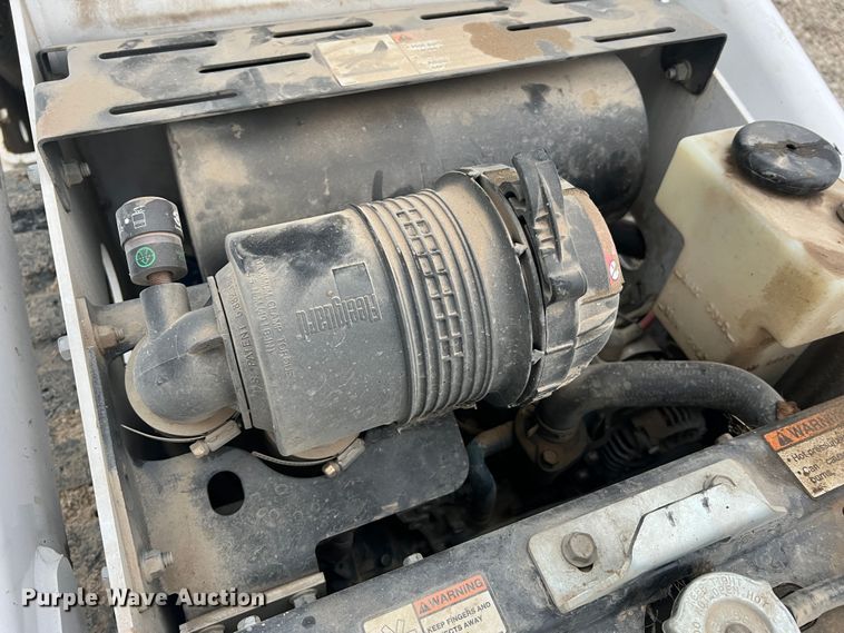 image for item JU9743 2021 Bobcat MT100  compact utility loader