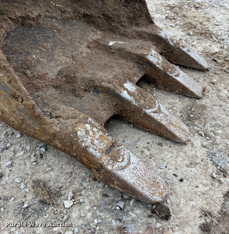 image for item JU9744 Kubota KX121-3  mini excavator