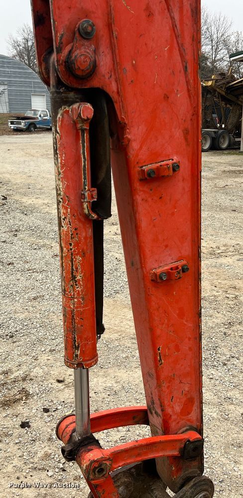 image for item JU9744 Kubota KX121-3  mini excavator