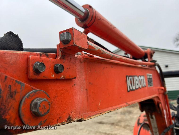 image for item JU9744 Kubota KX121-3  mini excavator