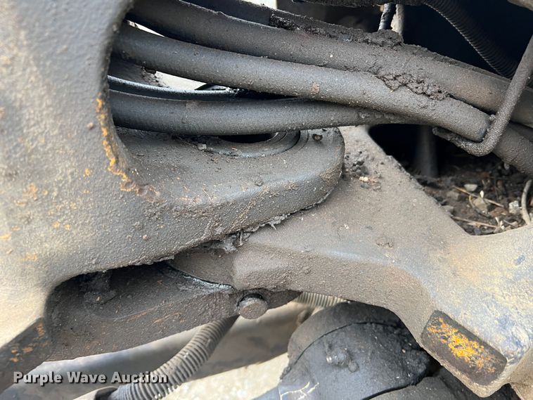 image for item JU9744 Kubota KX121-3  mini excavator