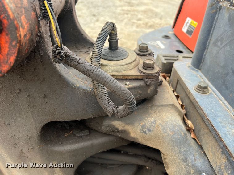 image for item JU9744 Kubota KX121-3  mini excavator