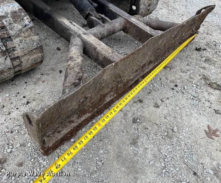 image for item JU9744 Kubota KX121-3  mini excavator