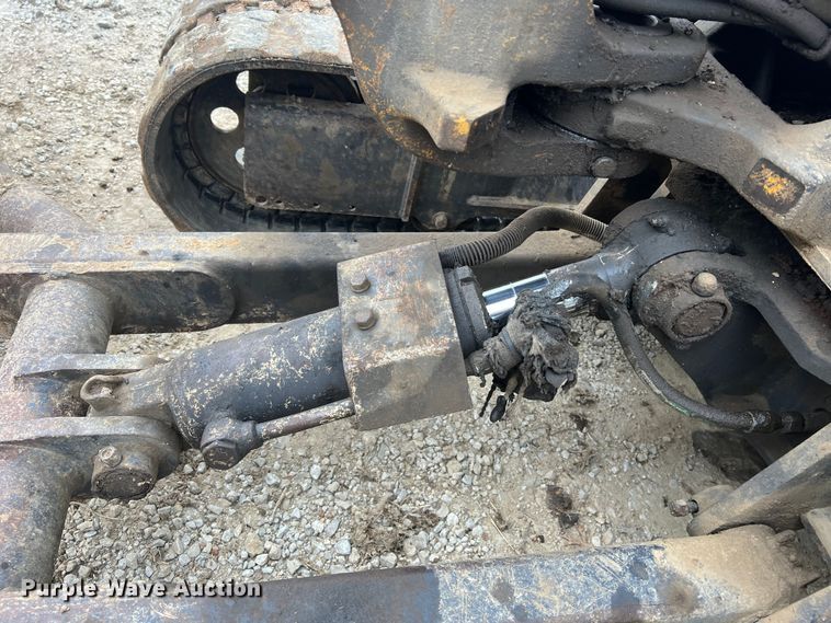 image for item JU9744 Kubota KX121-3  mini excavator