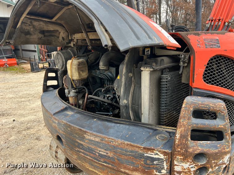 image for item JU9744 Kubota KX121-3  mini excavator