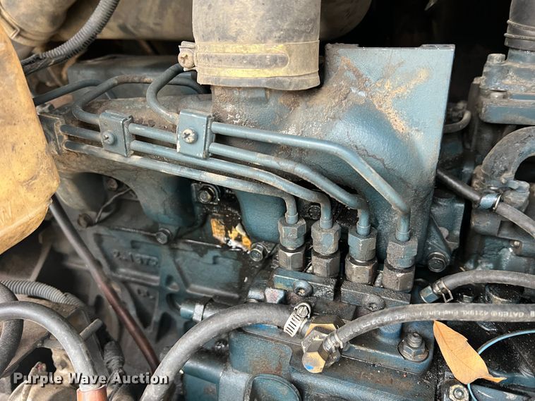 image for item JU9744 Kubota KX121-3  mini excavator