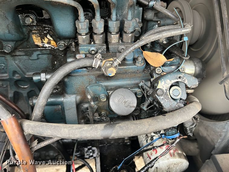 image for item JU9744 Kubota KX121-3  mini excavator