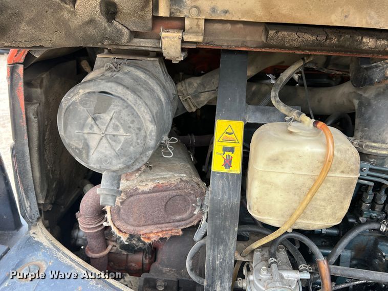 image for item JU9744 Kubota KX121-3  mini excavator