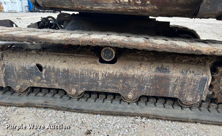 image for item JU9744 Kubota KX121-3  mini excavator