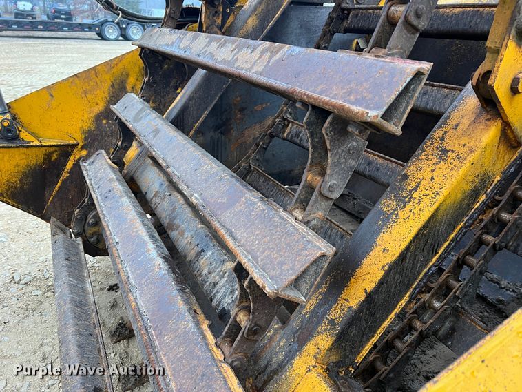 image for item JU9748 1979 John Deere 762  elevating scraper