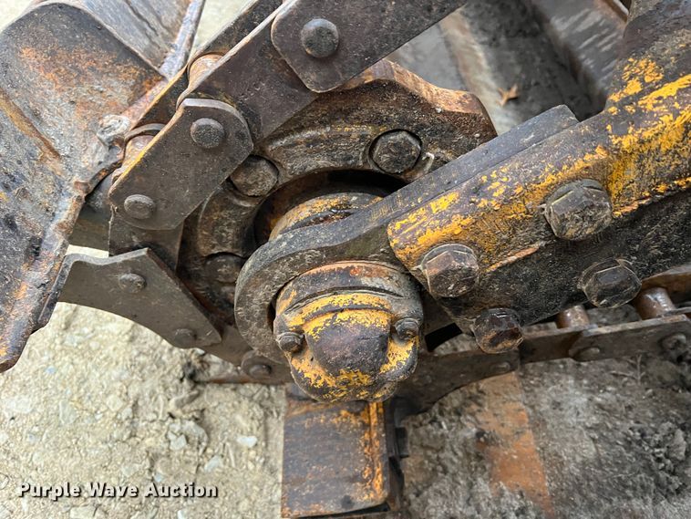 image for item JU9748 1979 John Deere 762  elevating scraper