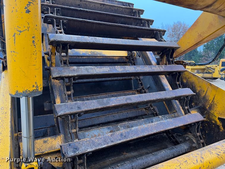 image for item JU9748 1979 John Deere 762  elevating scraper