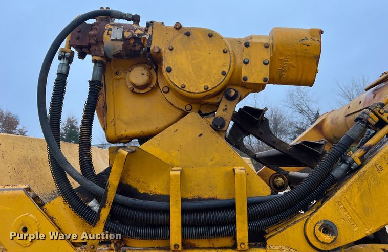 image for item JU9748 1979 John Deere 762  elevating scraper