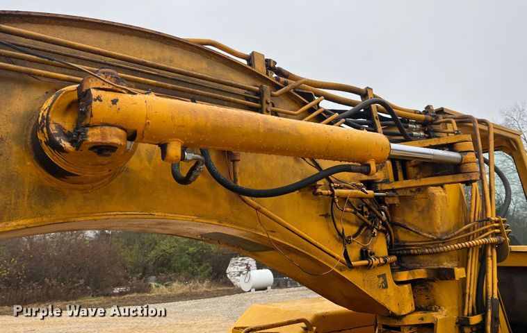 image for item JU9748 1979 John Deere 762  elevating scraper